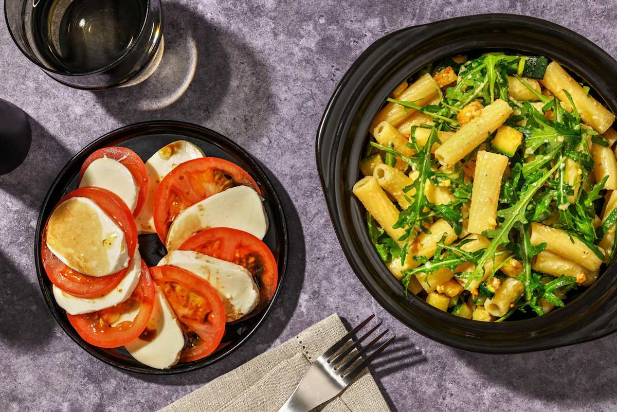 Basil-lemon and zucchini rigatoni pasta