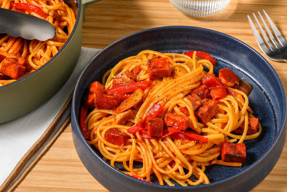 Bell Pepper, Mushroom and Double Chorizo Linguine
