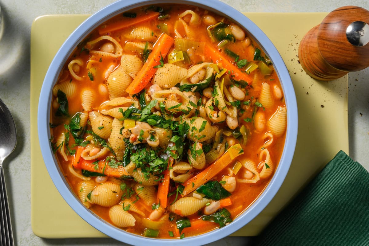 Pasta e Fagioli: Italienische Suppe mit Pasta