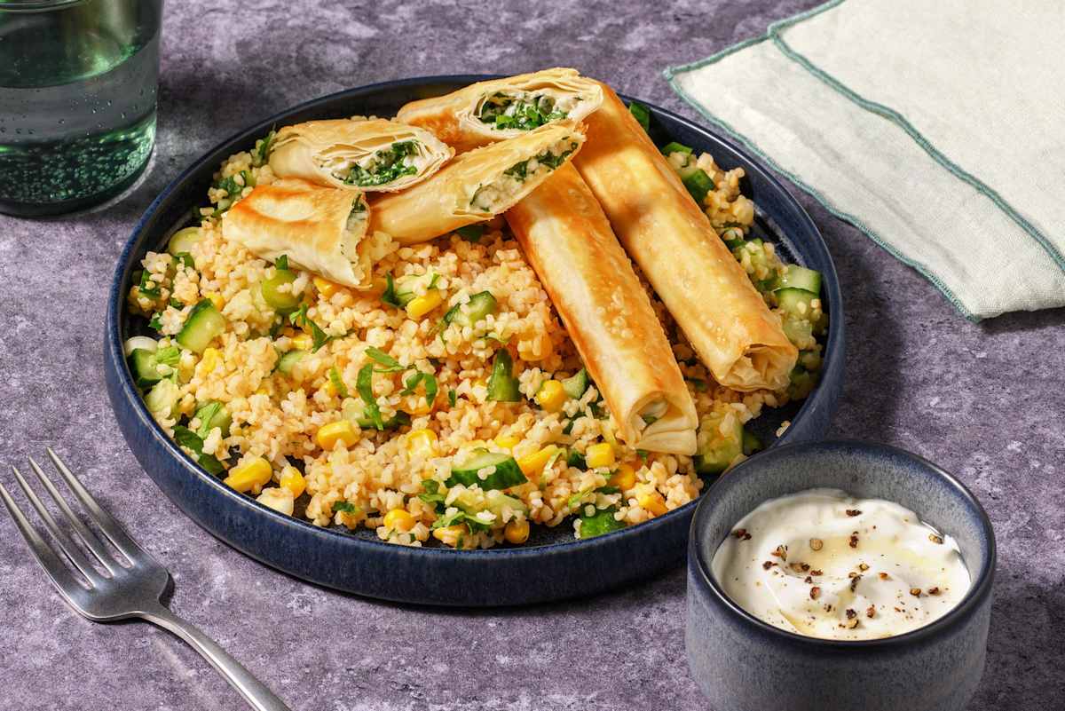 Sigara Börek mit Hirtenkäse auf Bulgursalat