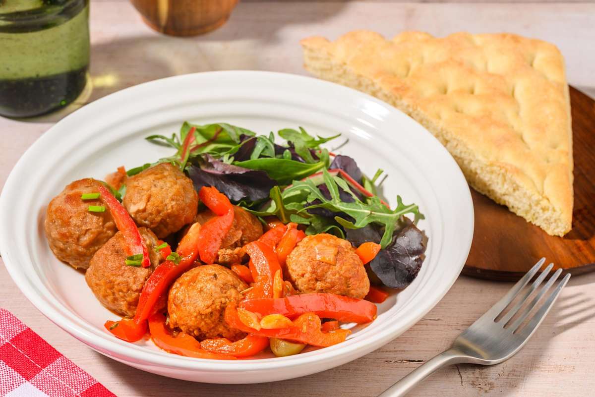 Polpette di pollo al sugo e peperoni 'Sora Lella'