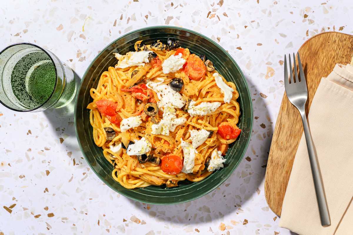 Mozzarella and Cherry Tomato Linguine