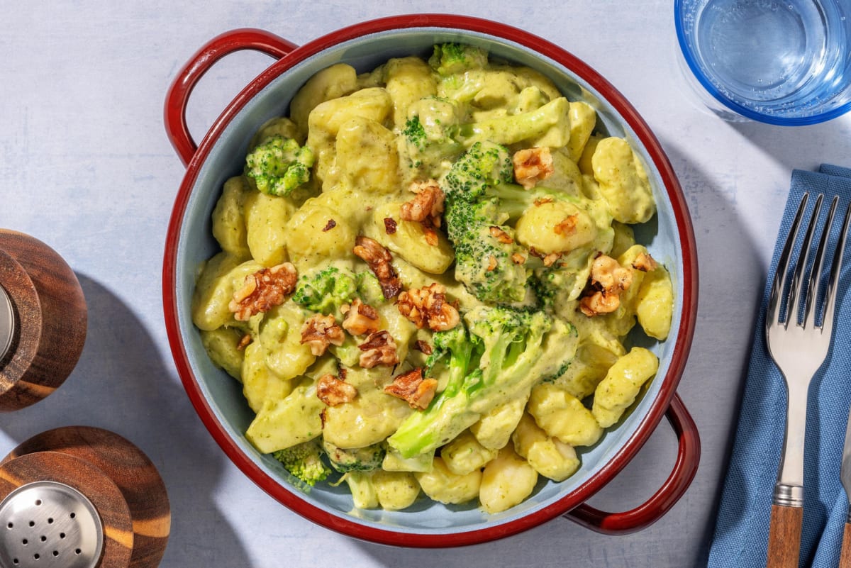 SuperQuick Creamy Chicken and Pesto Gnocchi