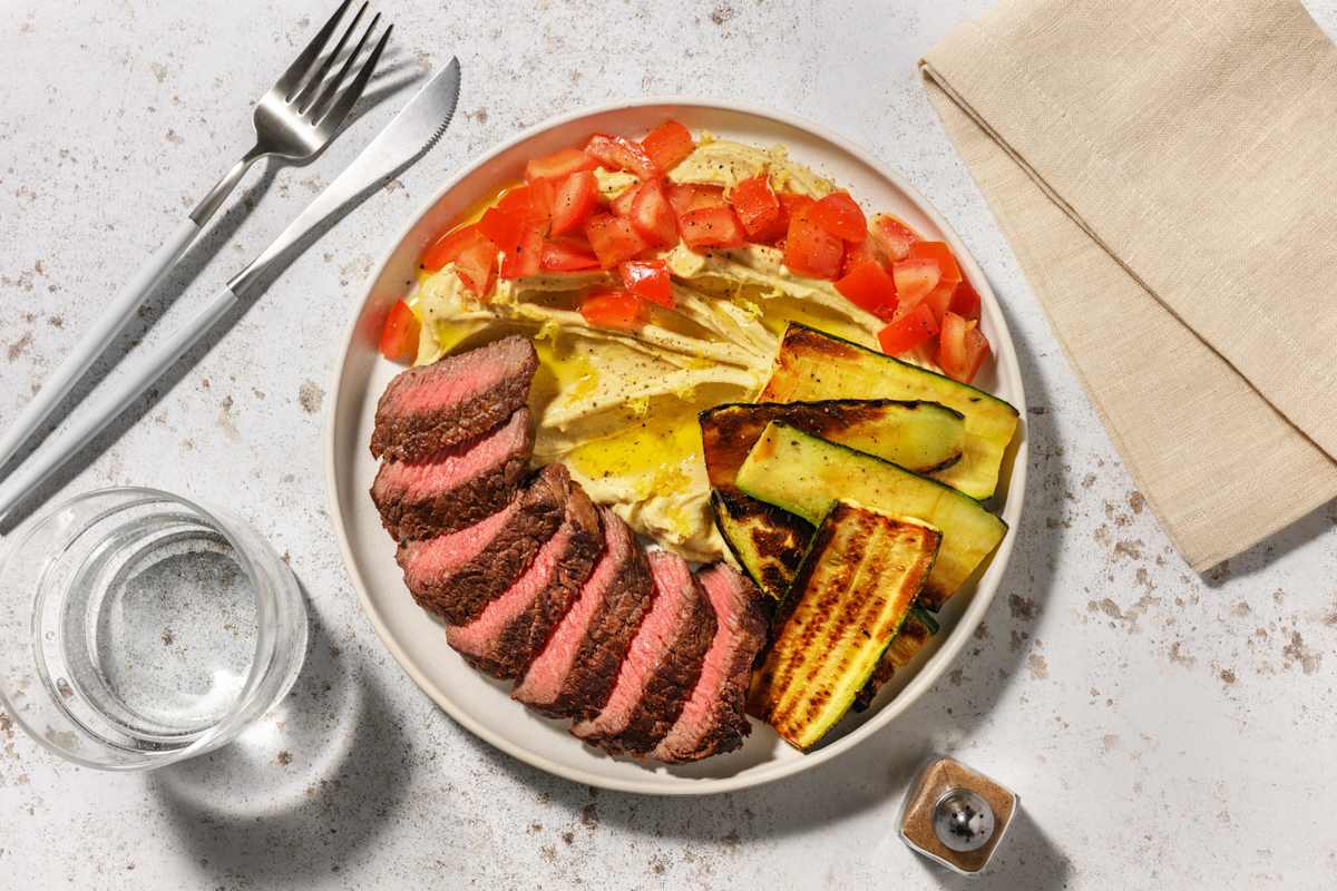 Bistecca di scamone e hummus di ceci