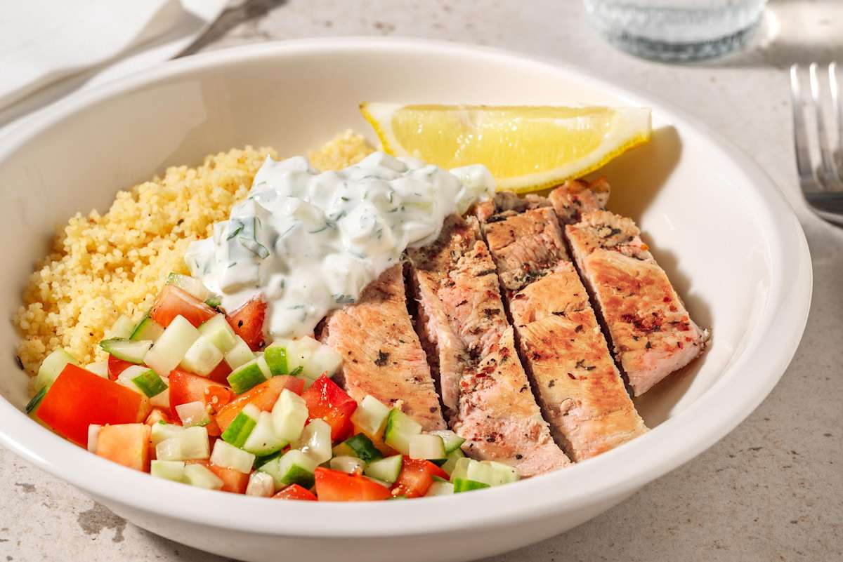 Souflaki-Schweinefilet auf Couscous