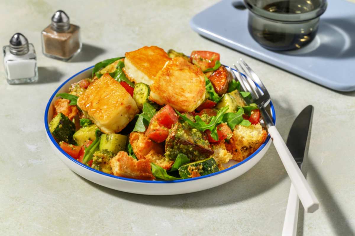 Honeyed Halloumi Salad and Pesto Dressing 