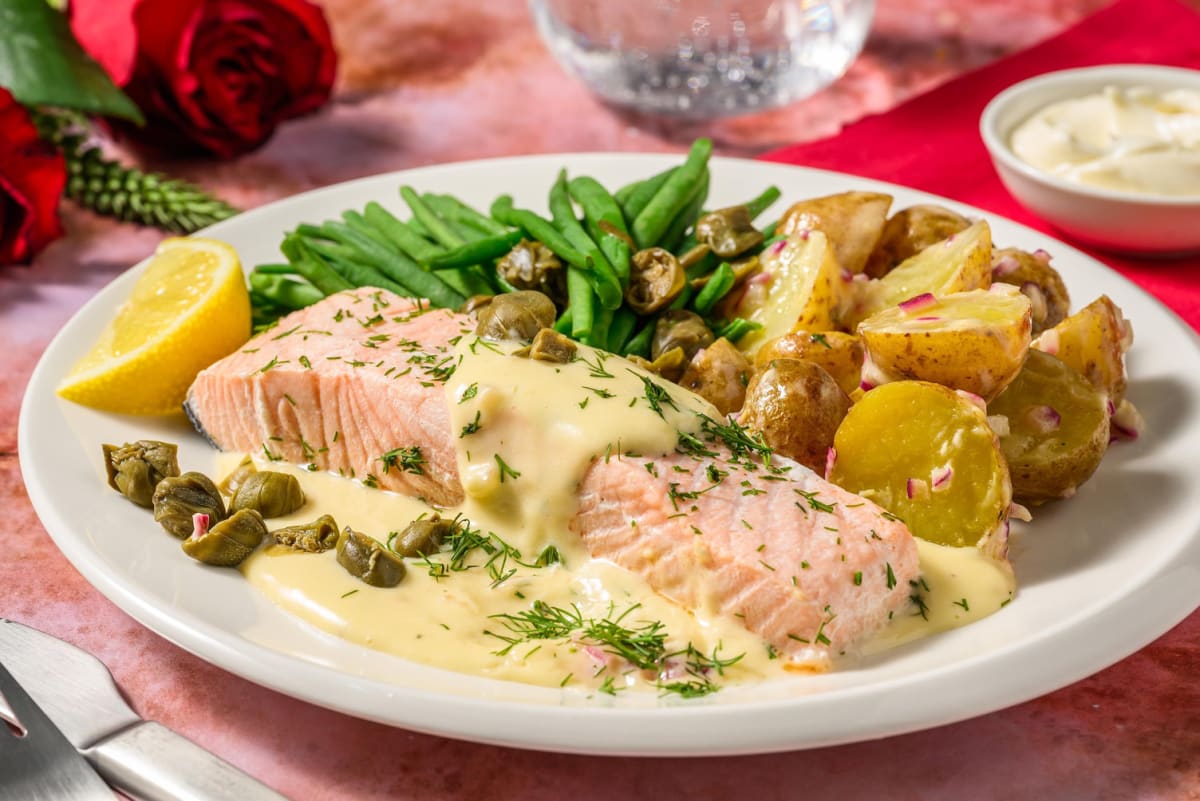 Filet de saumon poché en sauce au beurre blanc