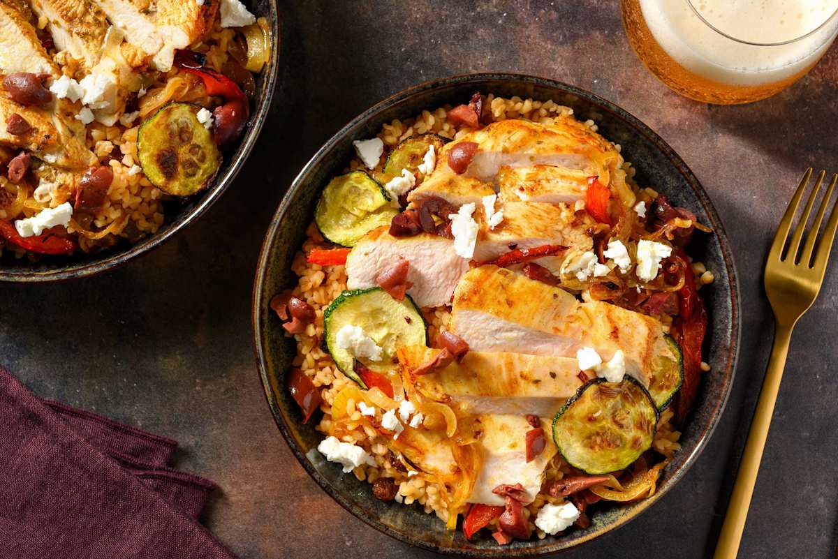 Kipfilet met mediterrane kruiden, feta en kalamata-olijven