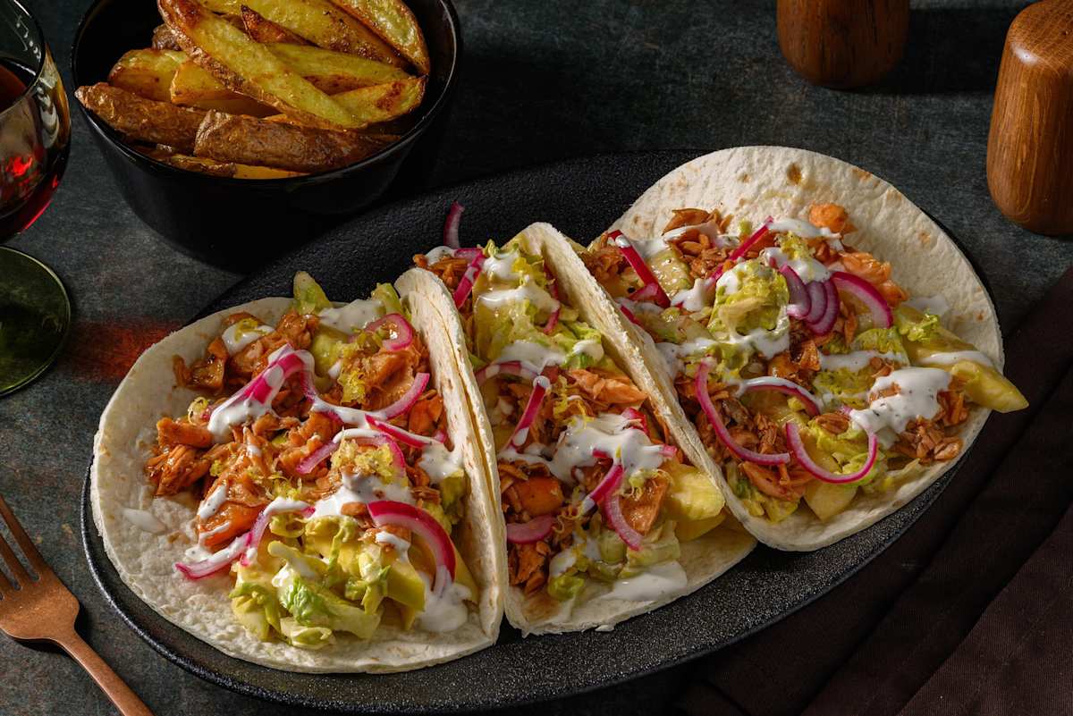 Fusion taco's met zalm in zoete sojadressing