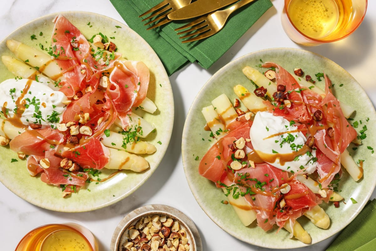 Witte asperges met burrata en serranoham