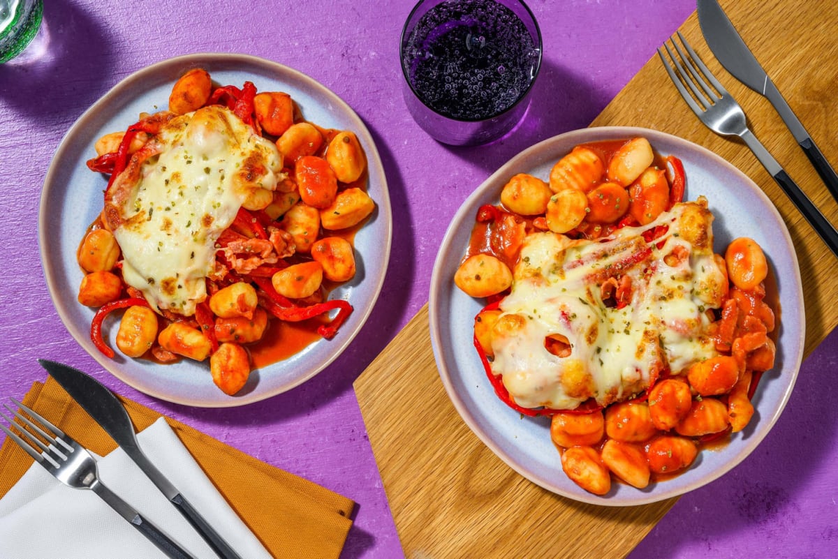 Gnocchi Pizza Bake! mit Mozzarella und Bacon