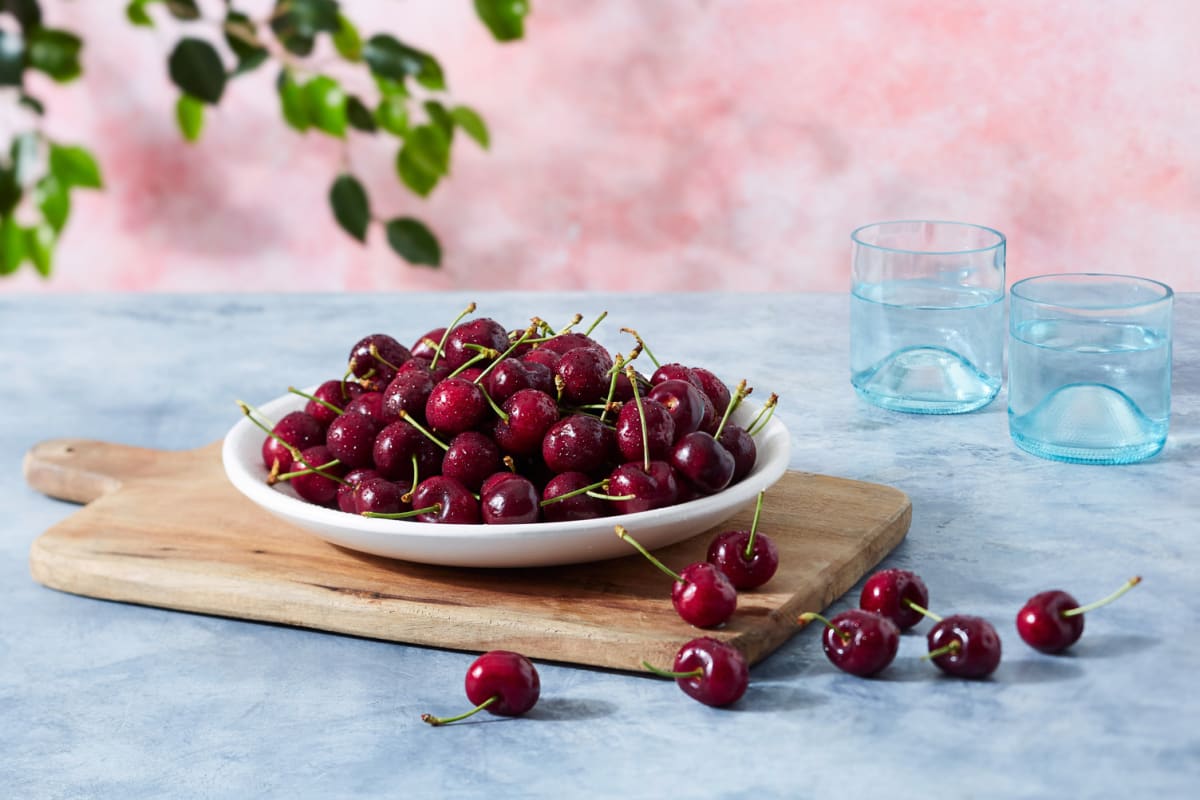 (ON) Fresh Cherries