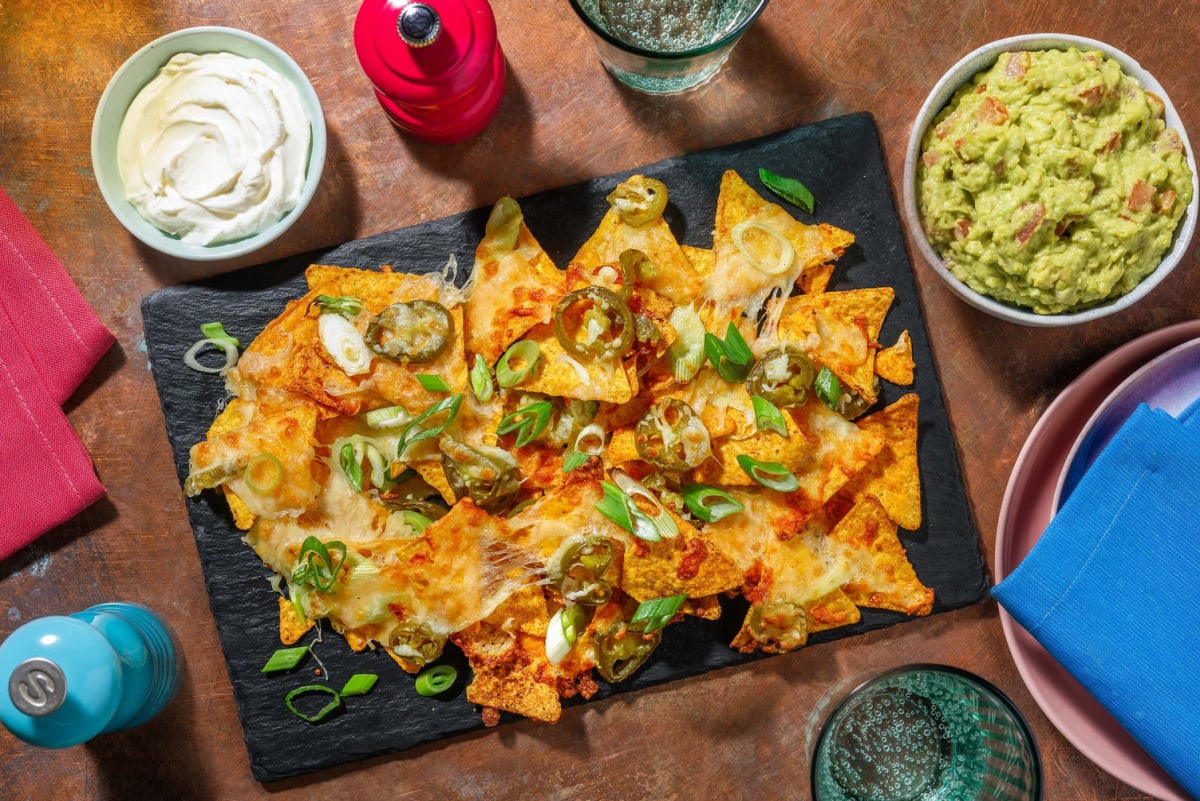 Loaded nacho's met zelfgemaakte guacamole 