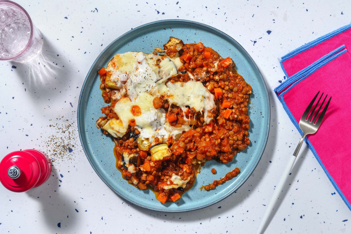 Veggie linzenschotel met vegan gehakt