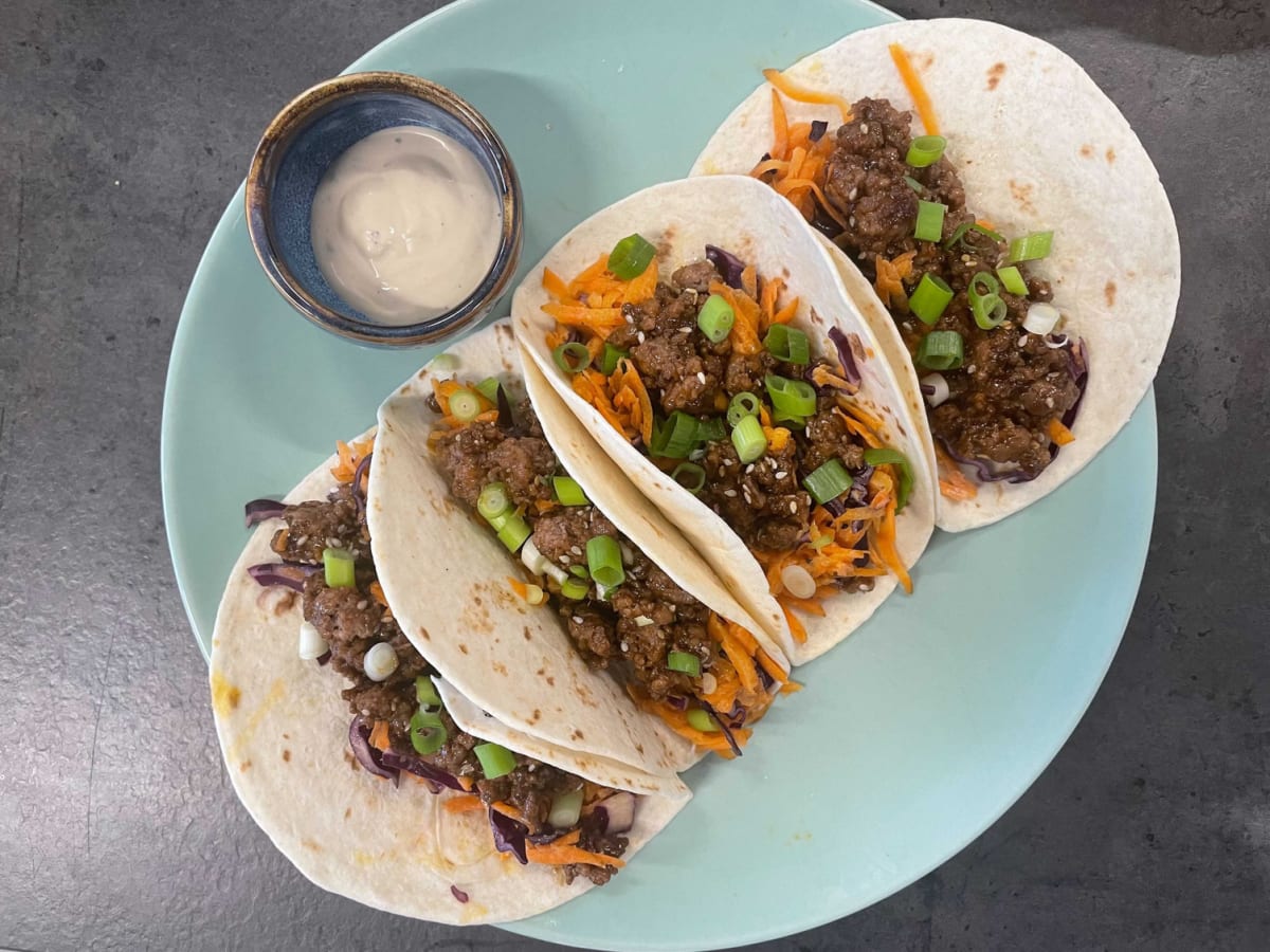 Teriyaki mince meat taco 