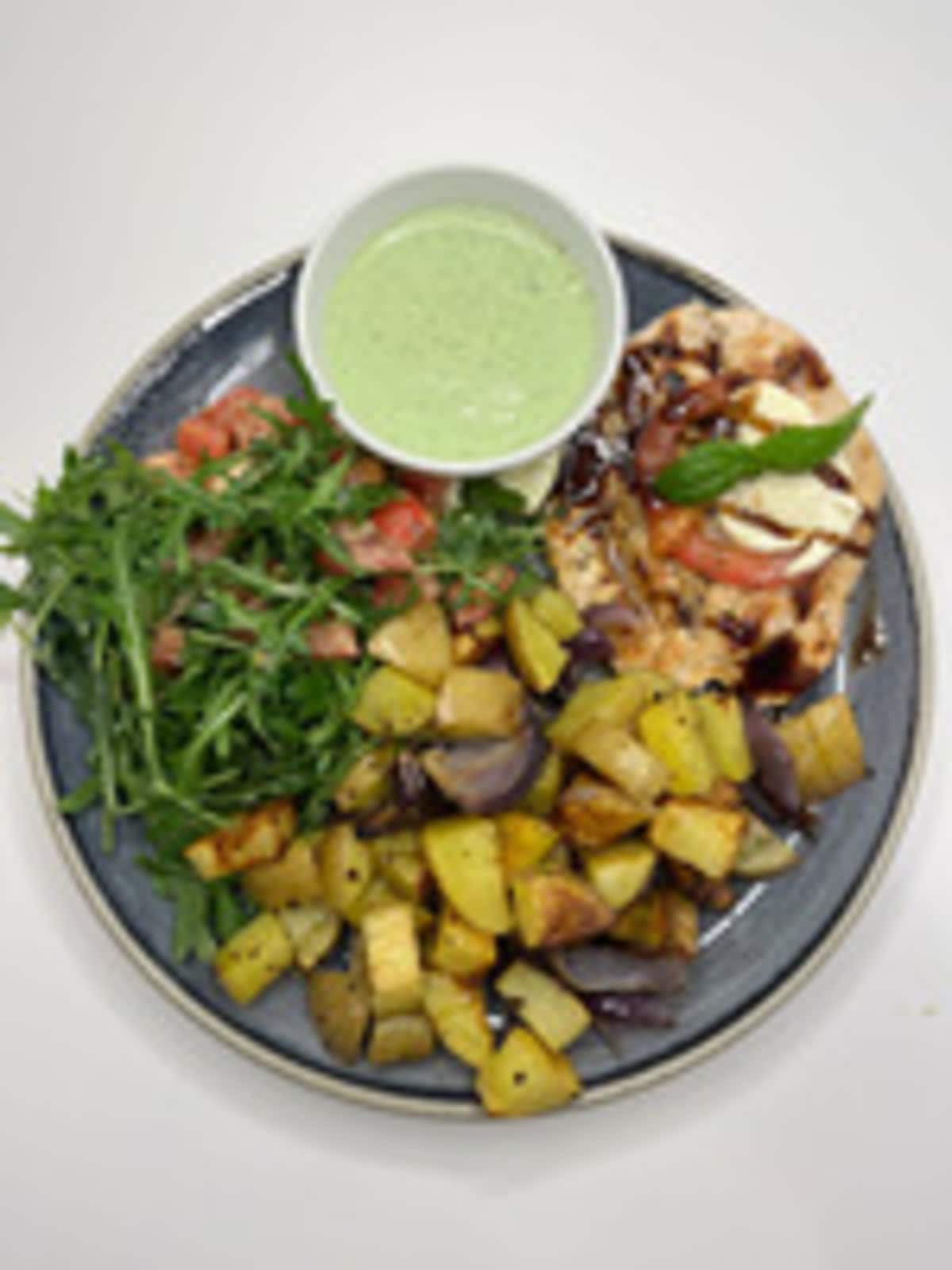Pollo Caprese! Überbackenes Hähnchenfilet
