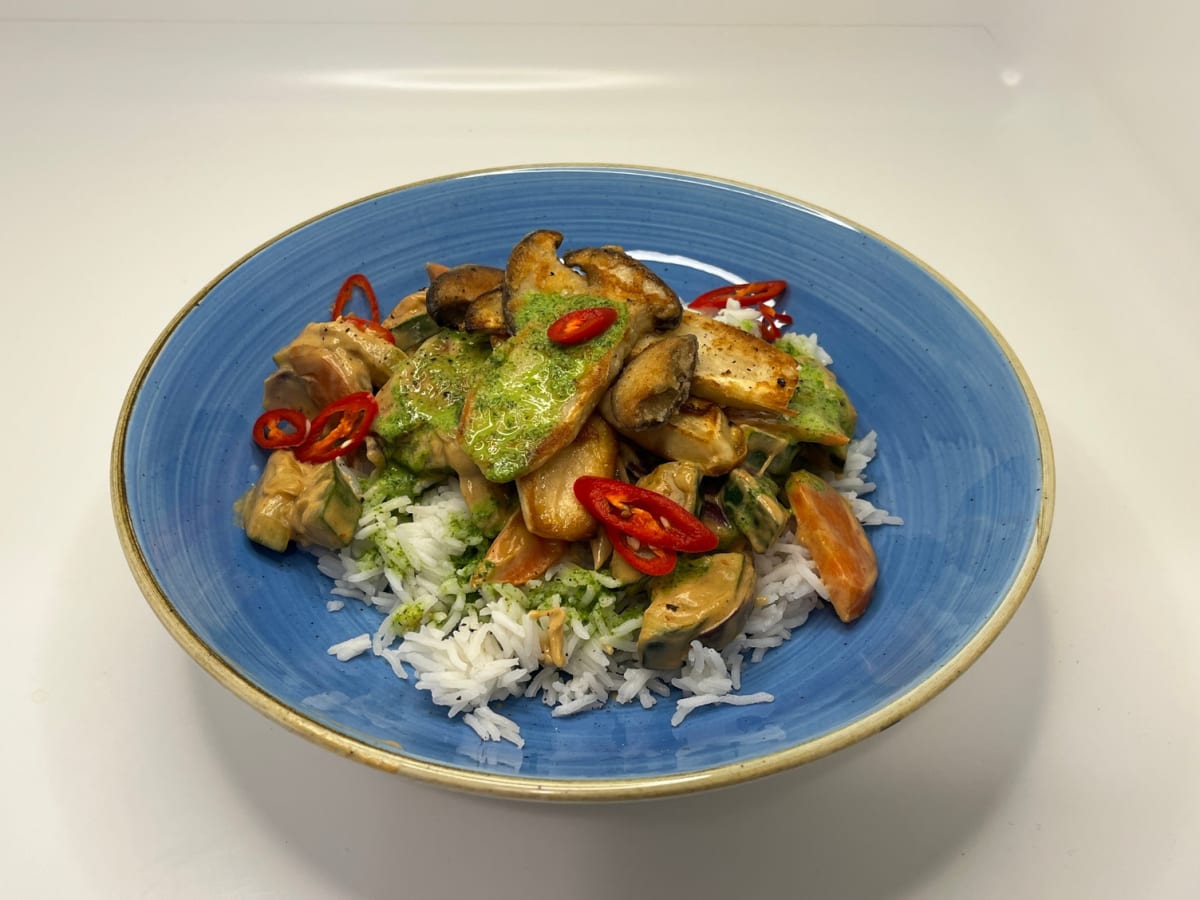 Spicy Erdnuss-Kokos Stir Fry!