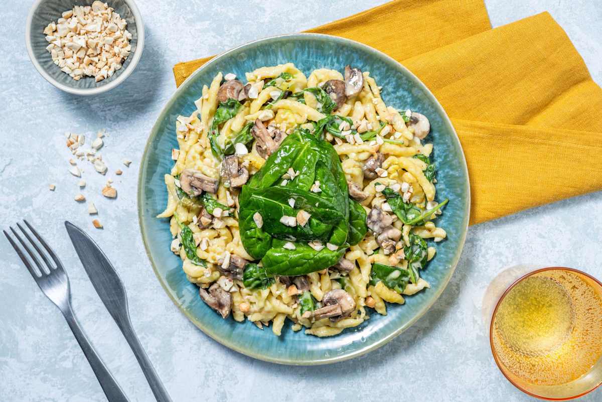 Veganer Spätzle-Auflauf mit Champignons
