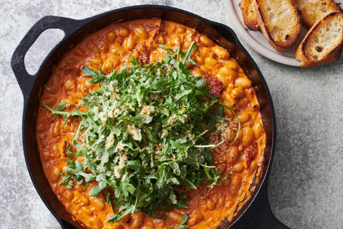 One Pot Creamy Sweet Pepper Sausage and Bean Stew 