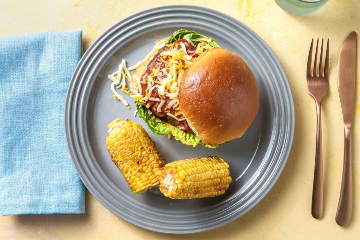 BBQ-Rindfleisch-Burger mit Bacon und Käse