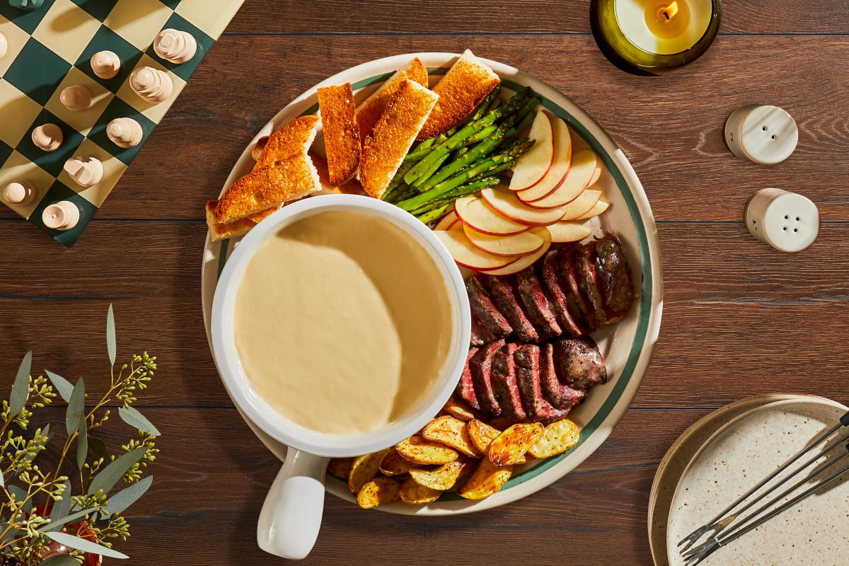 Beef with Cheddar-Gouda Fondue