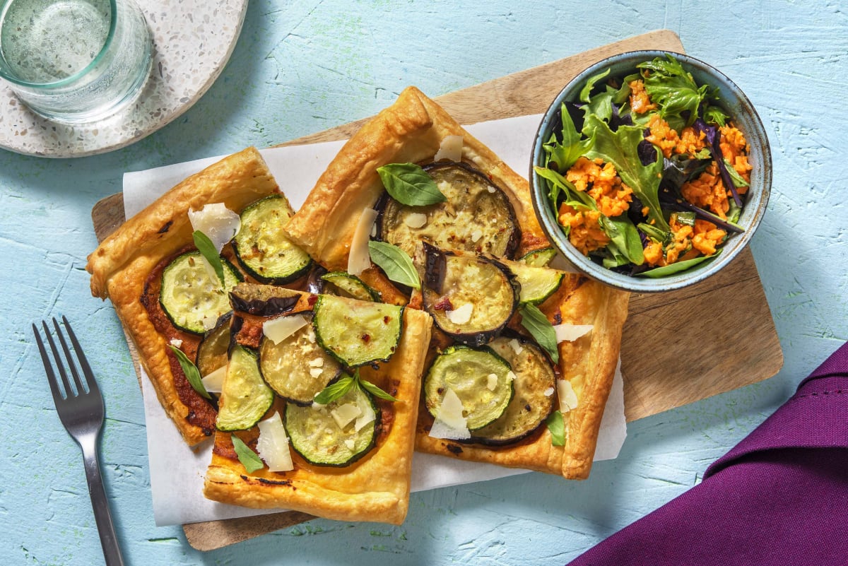 Blätterteig-Tarte mit Aubergine und Zucchini