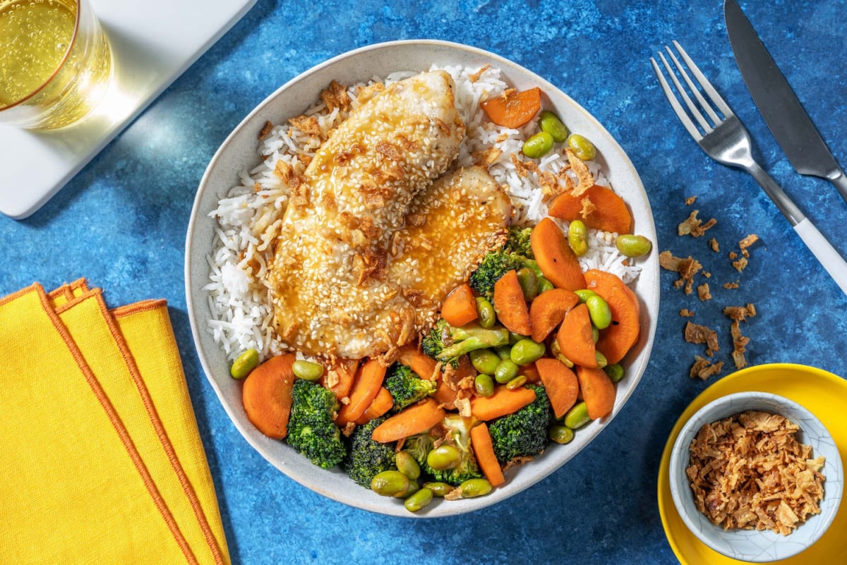 Bols de poisson et sauce au beurre soya-miel