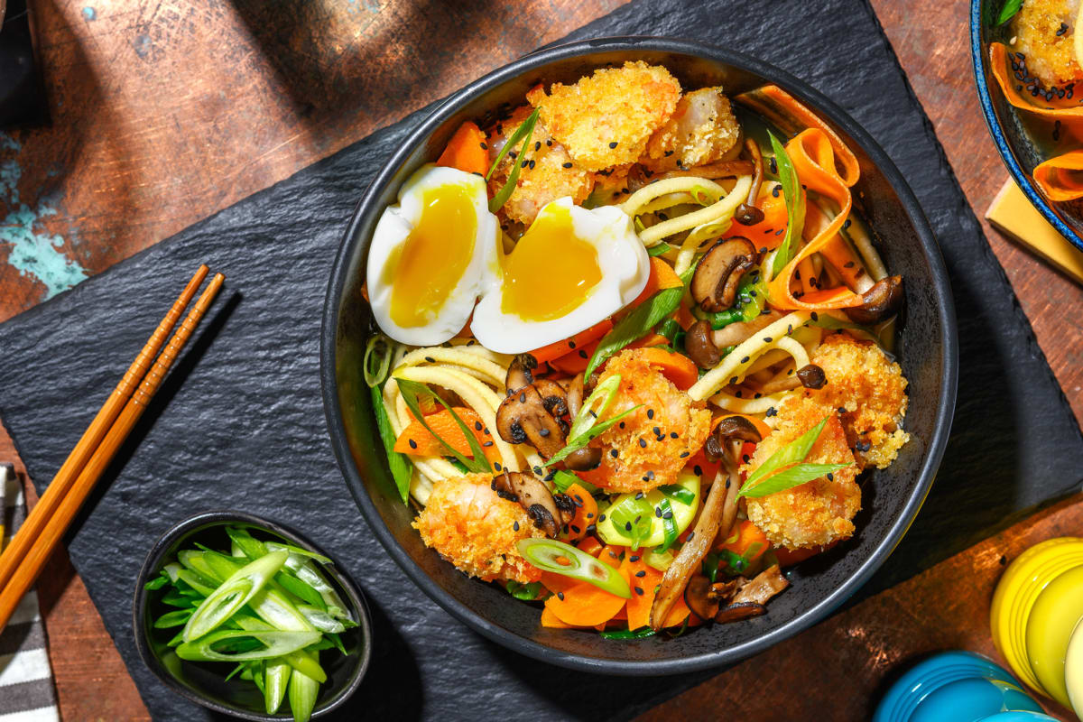 Bowl gourmet à l'asiatique avec tempura de crevettes