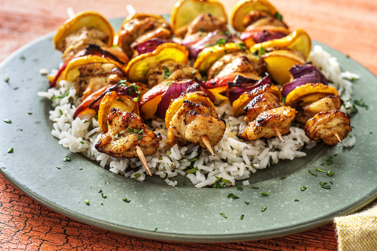 Brochettes de poulet et de pêches sucrées et épicées