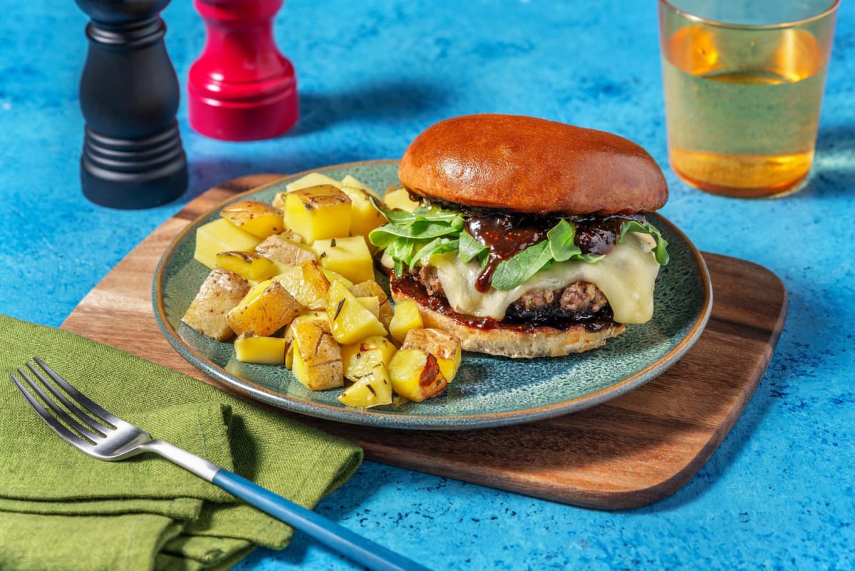 Burgers au bœuf et au fromage en grains