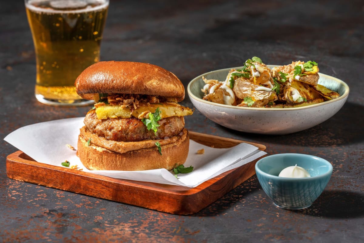 Burgers de poulet à la sauce satay aux arachides à l’indonésienne