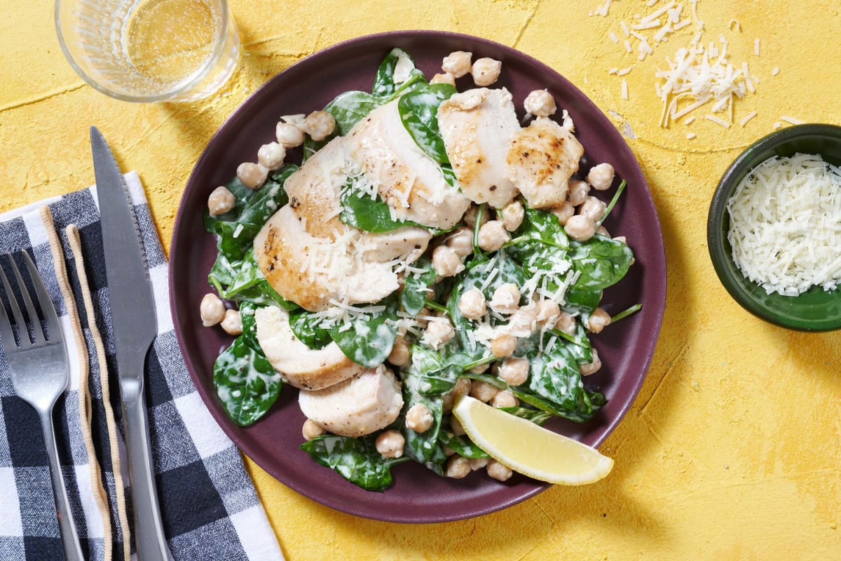 Salade de poulet et de pois chiches faible en glucides