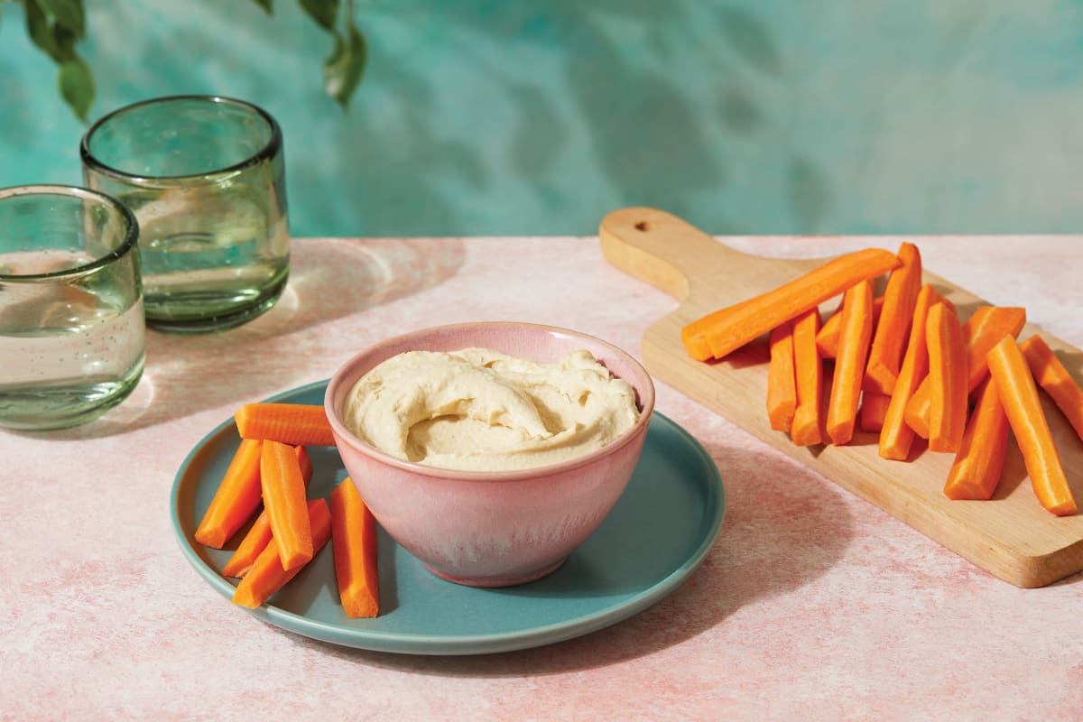 Carrot Sticks & Hummus Dip
