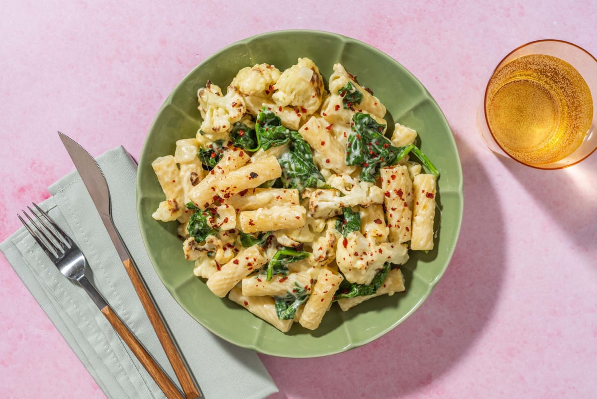 Pâtes crémeuses au fromage, au poulet et au chou-fleur