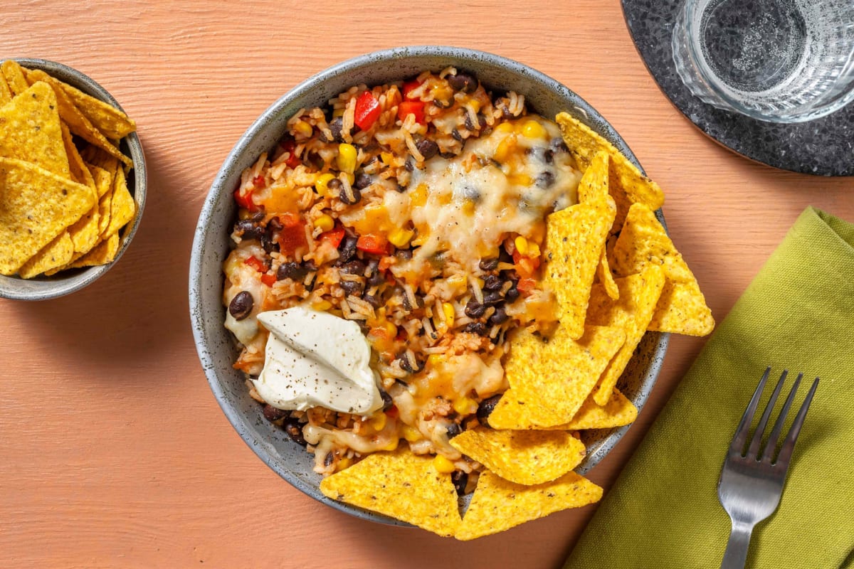 Cheesy Enchilada-Reis mit schwarzen Bohnen