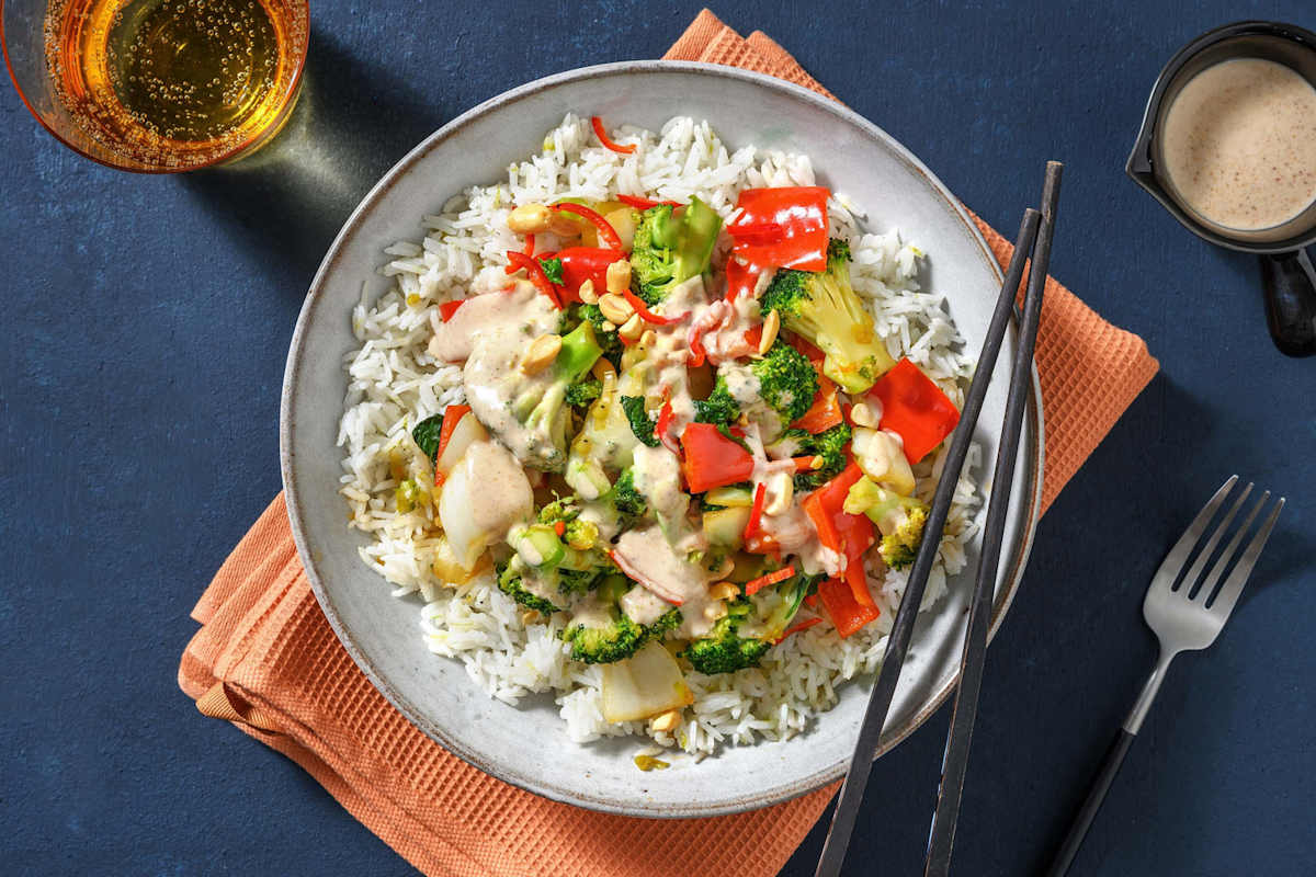 Erdnuss-Kokos-Bowl mit Pak Choi 