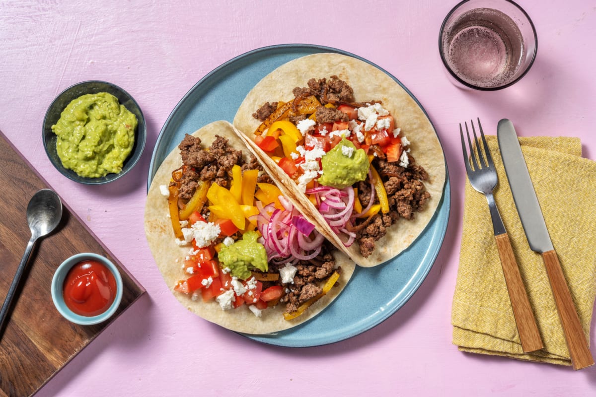 Fajitas met rundergehakt, avocadodip en tomatensalsa