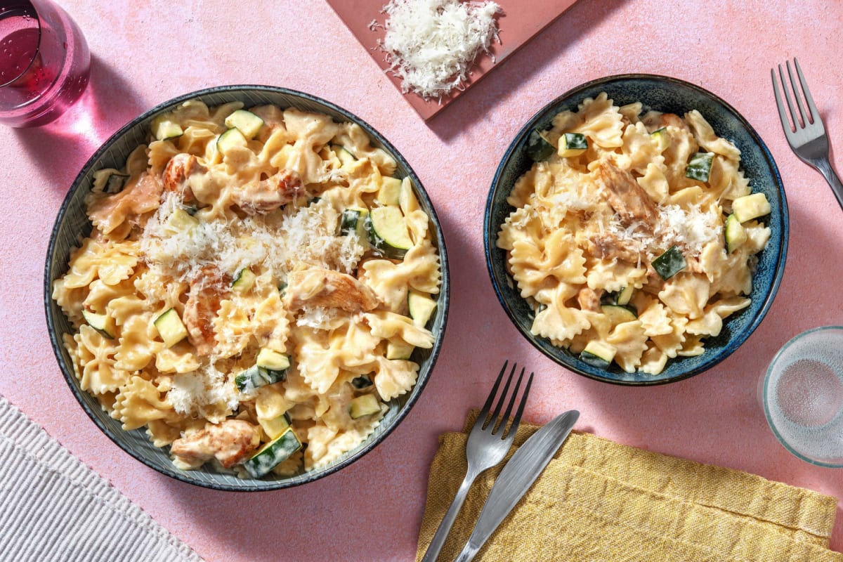 Farfalle A La Creme De Courgette Farfalle sauce alfredo & courgette à la crème Recette | HelloFresh