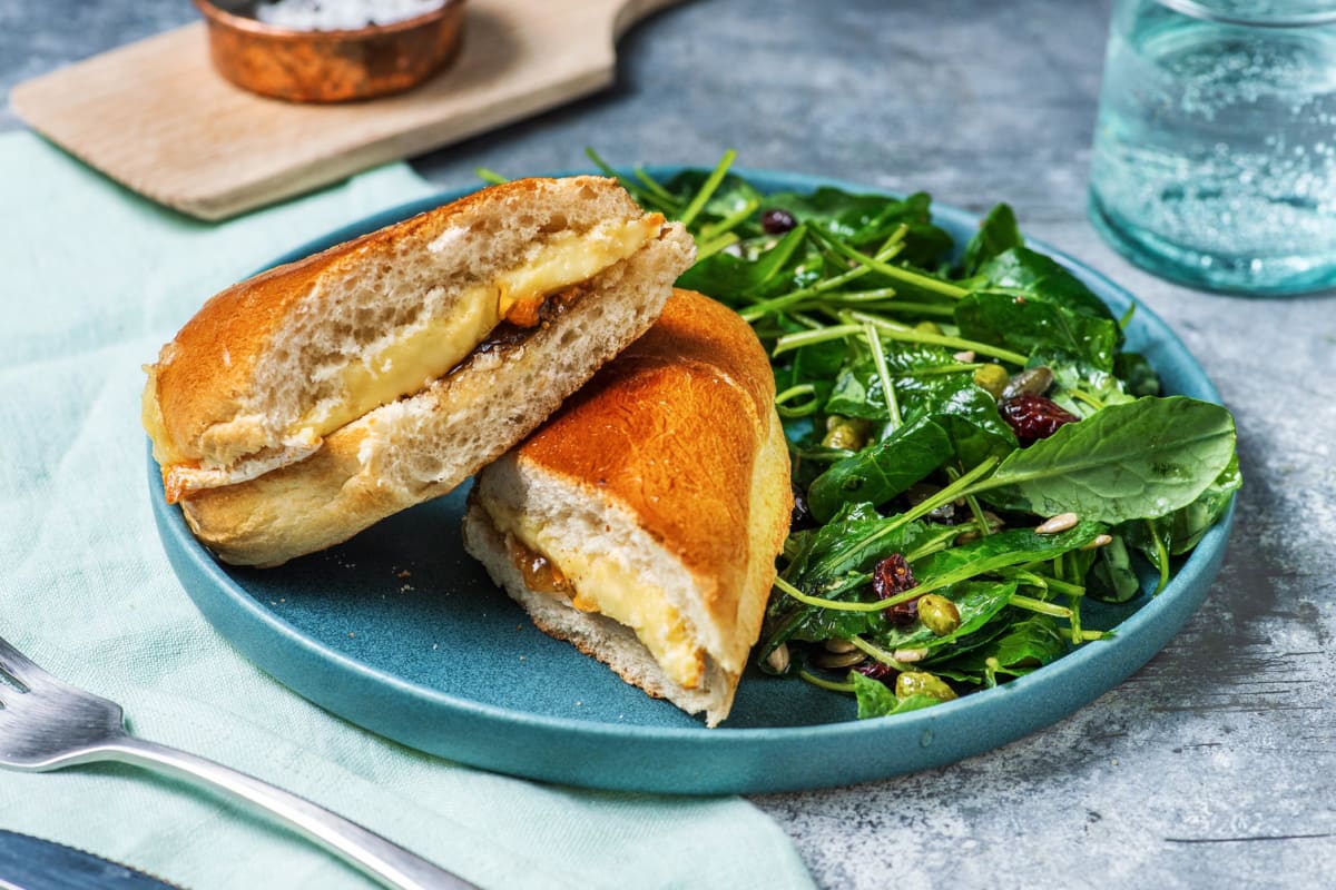 Sandwich fondant au brie et aux figues