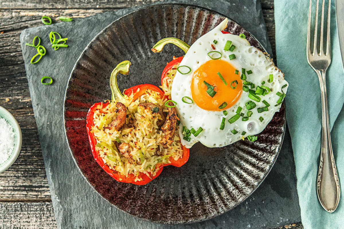 Poivron farci au nasi et à la cuisse de poulet