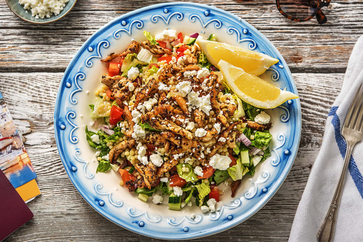 Griekse salade met kippendij