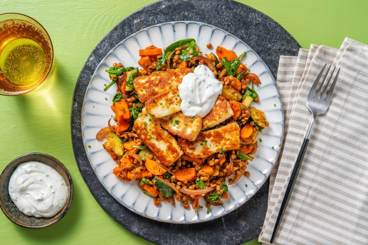 Halloumi mit Linsen-Zucchini-Gemüse