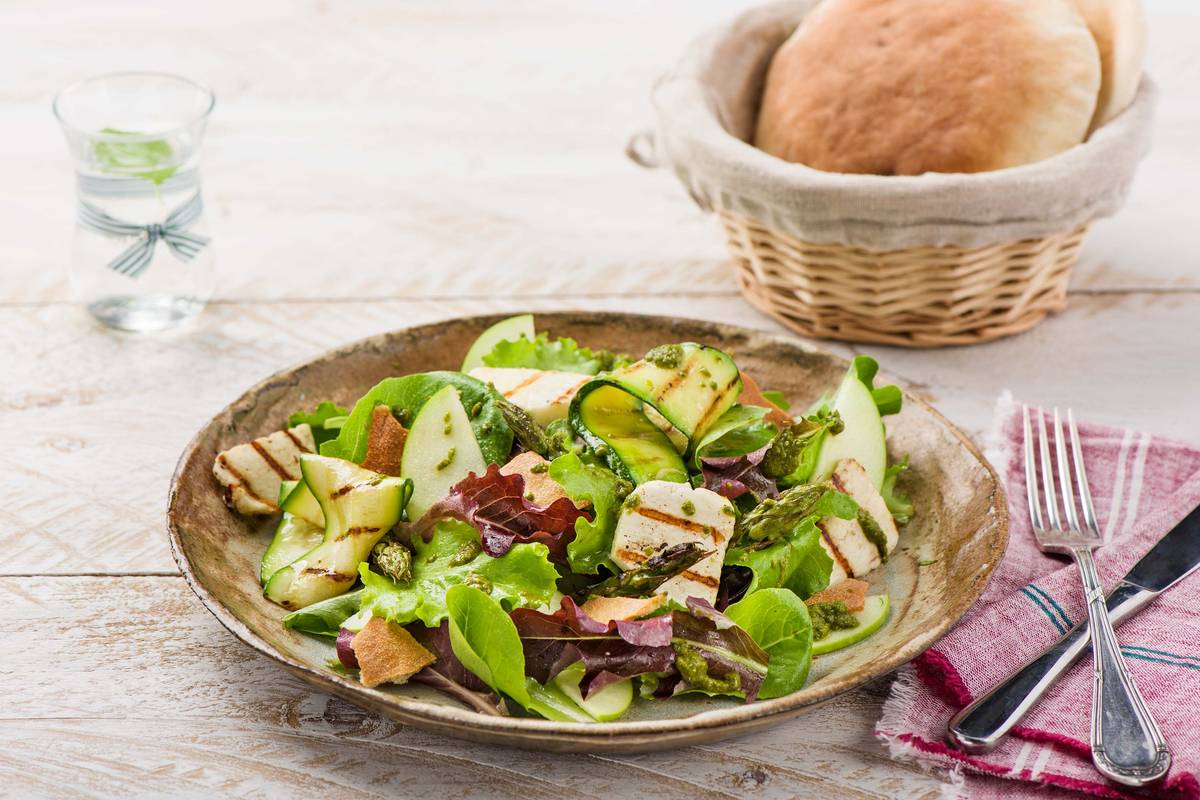 HalloumiSalat mit Chimichurri Dressing Rezept HelloFresh