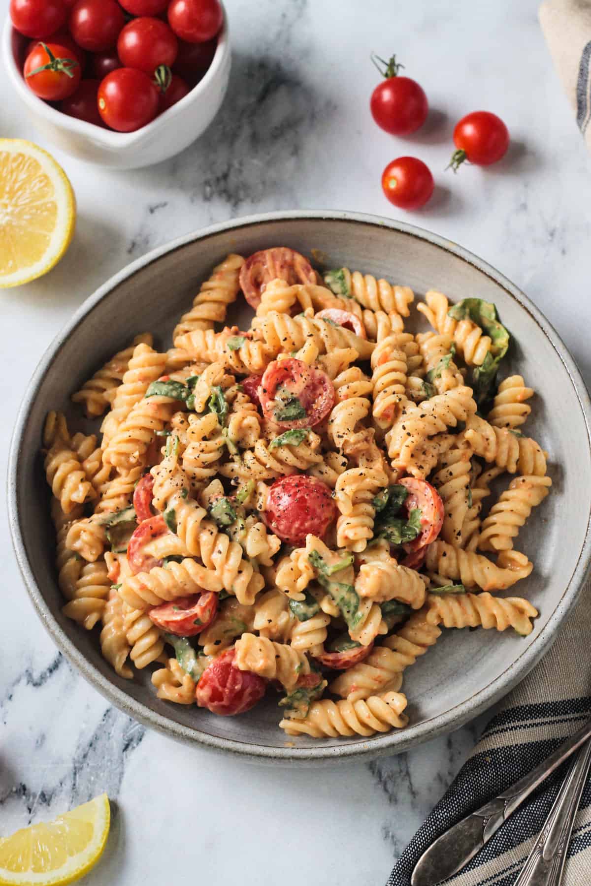 Hummus and Falafel Crumble Pasta  
