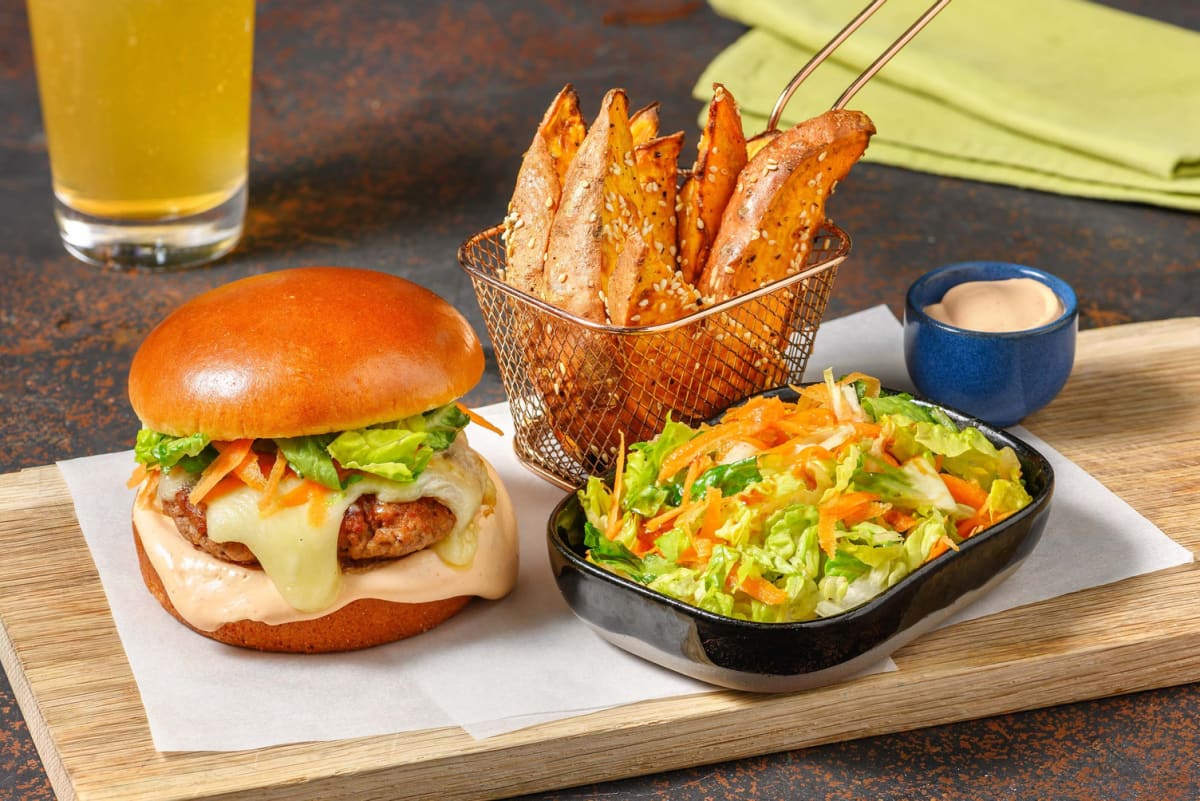 Käsiger Teriyaki-Burger mit scharfer Mayo Rezept | HelloFresh