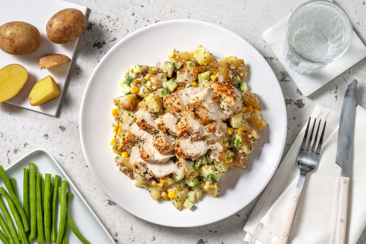 Salade au poulet grillé méditerranéen et au pain