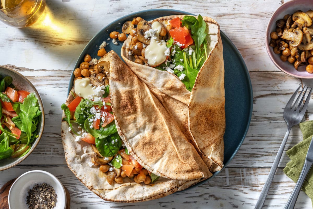 Gevulde platbroden met champignons en kikkererwten