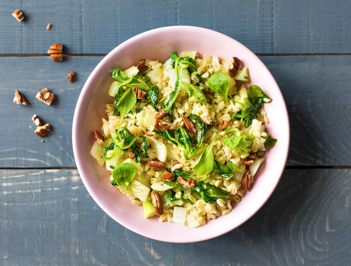 Parelgerstrisotto met venkel, oude geitenkaas en pecannoten Recept