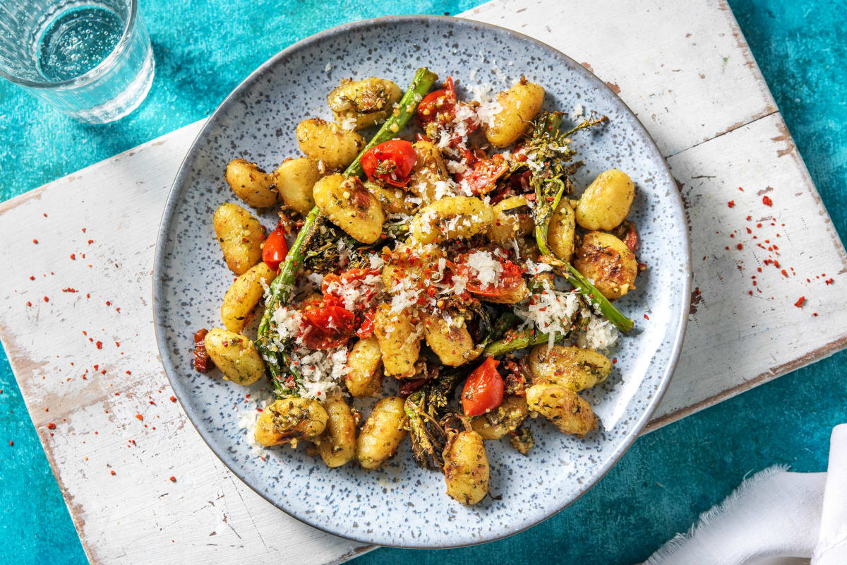 Pesto & Sun-Dried Tomato Gnocchi