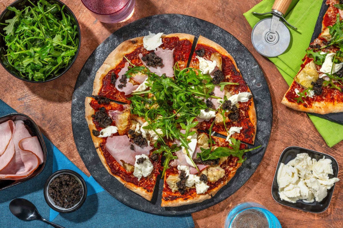 Luxe pizza capricciosa met coburgerham en artisjokharten